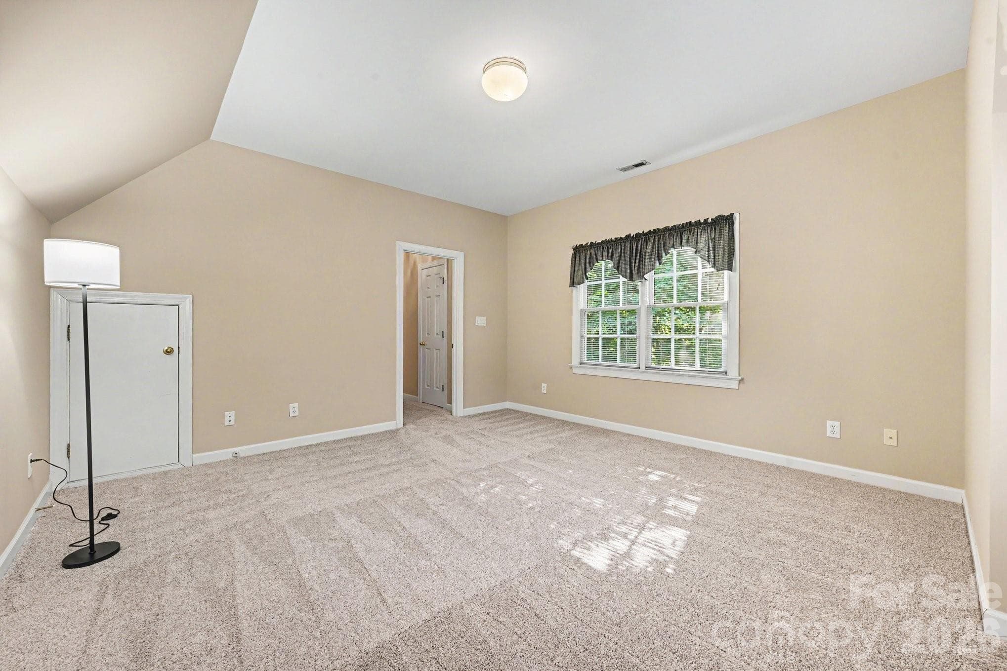 Single Family Residence at 130 River Wood Drive, Fort Mill, photo 30 of 45