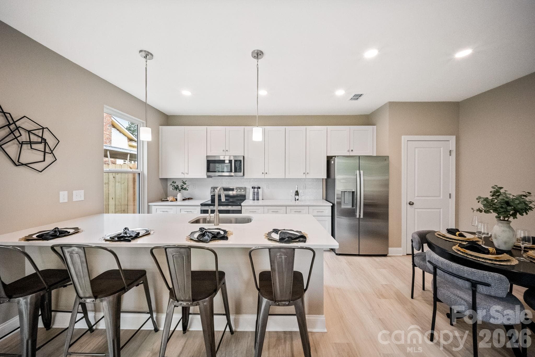 Townhouse at 3304 Meredith Avenue, Charlotte, photo 11 of 35