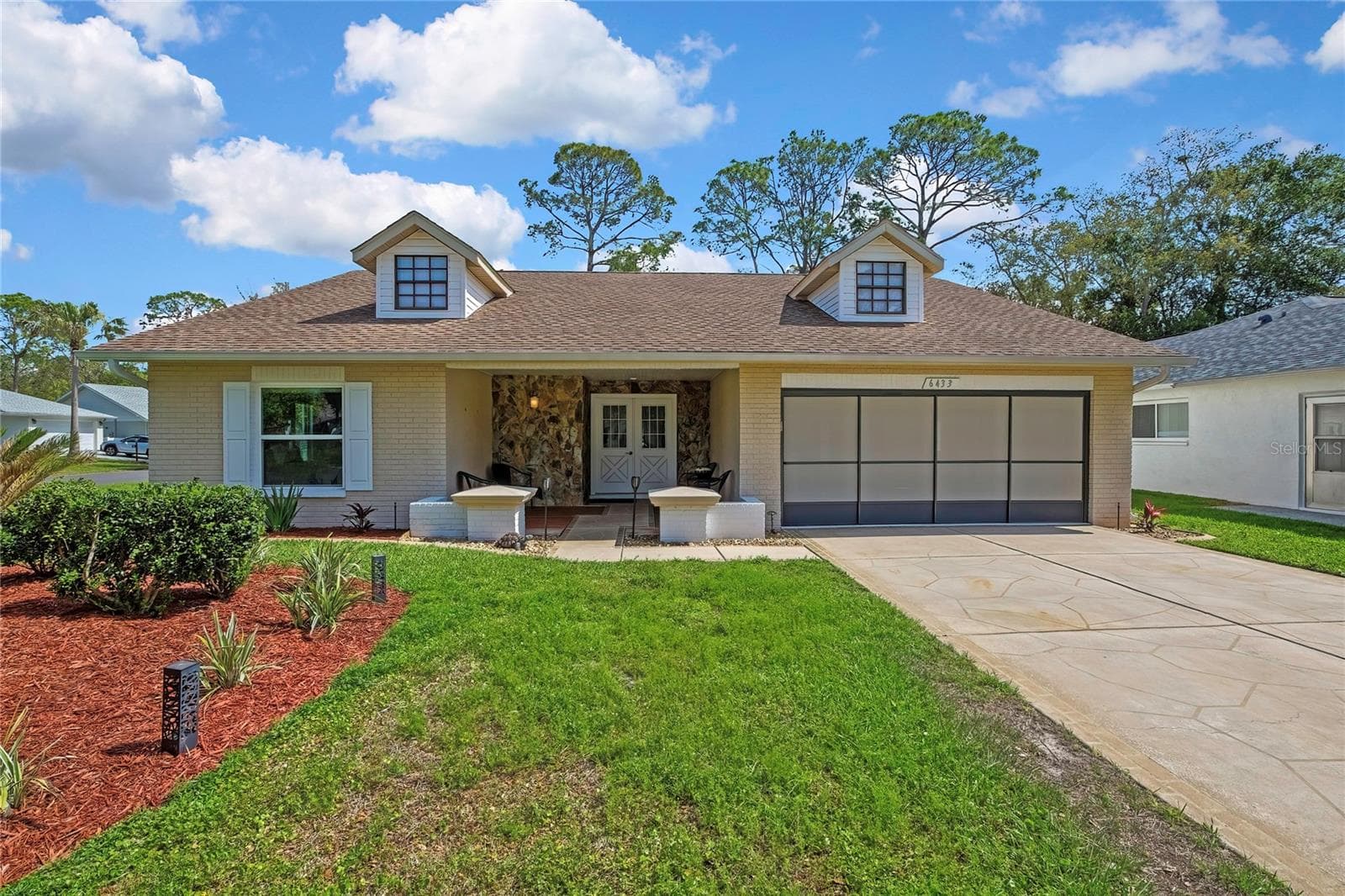 6433 LOST TREE LN