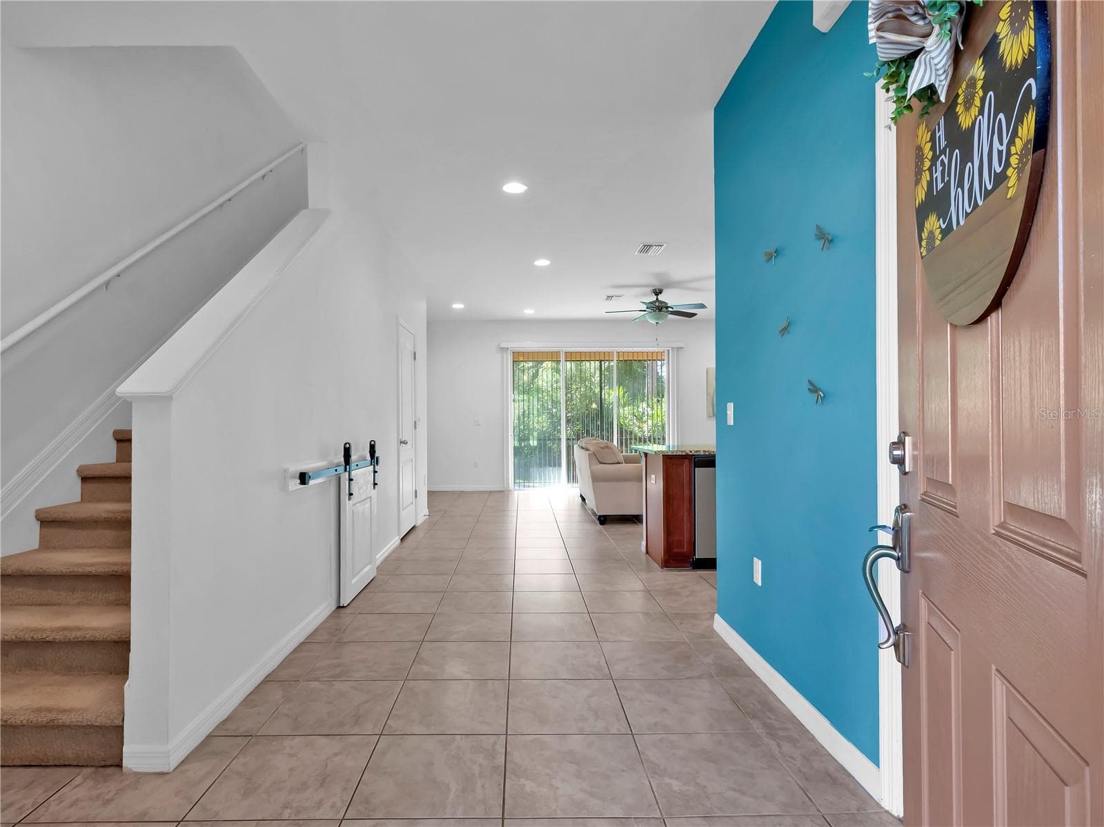 Townhouse at 8343 PINE RIVER RD, TAMPA, photo 3 of 31