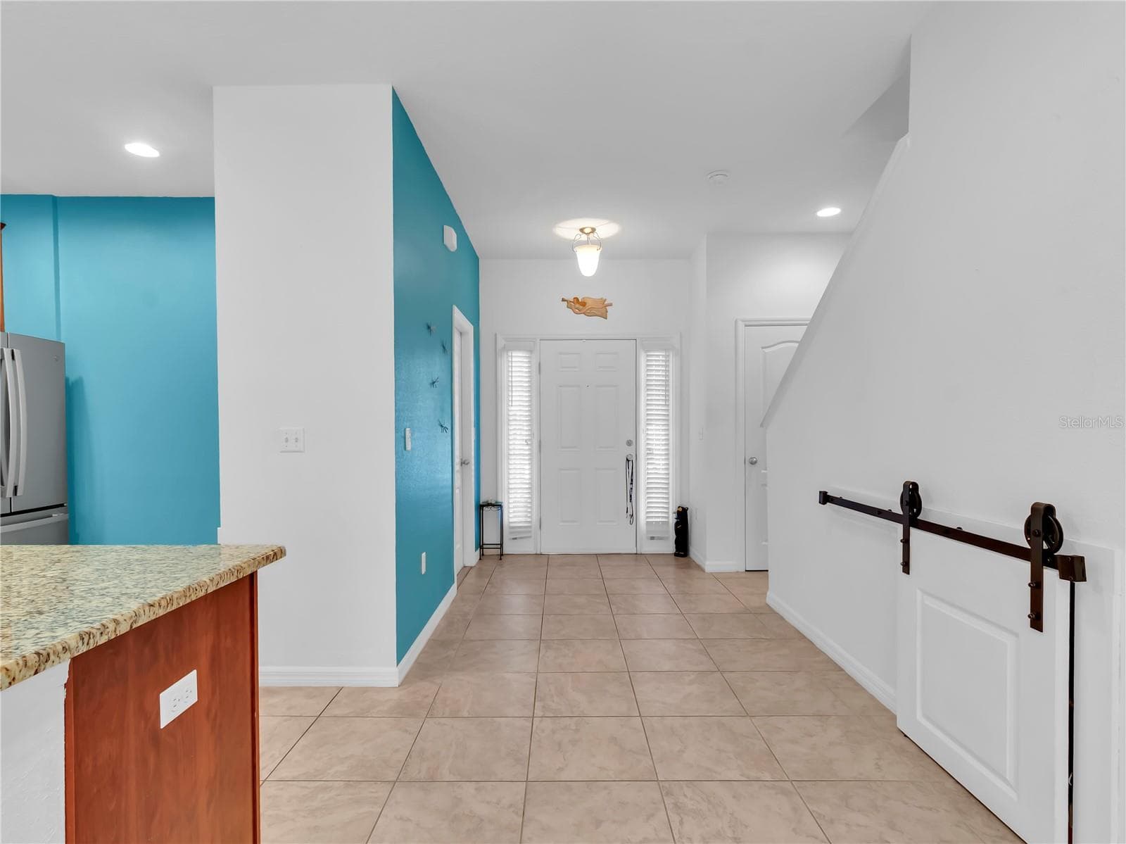 Townhouse at 8343 PINE RIVER RD, TAMPA, photo 12 of 31