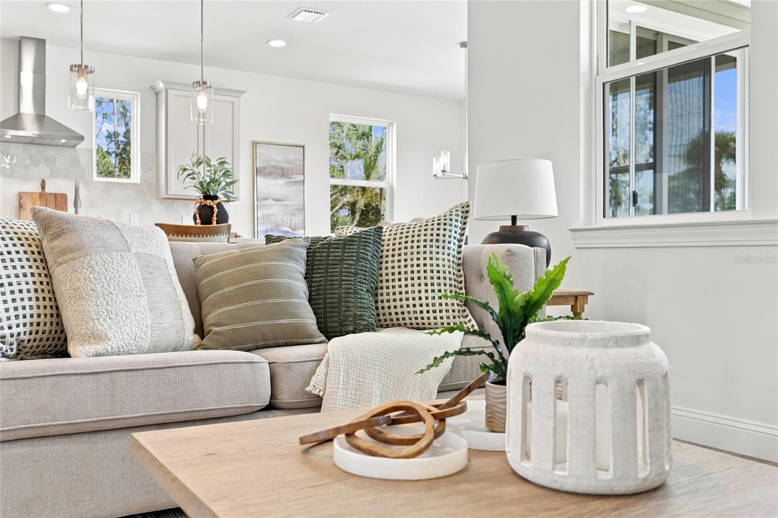 Single Family Residence at 55 WOODHOLLOW LN, PALM COAST, photo 11 of 49