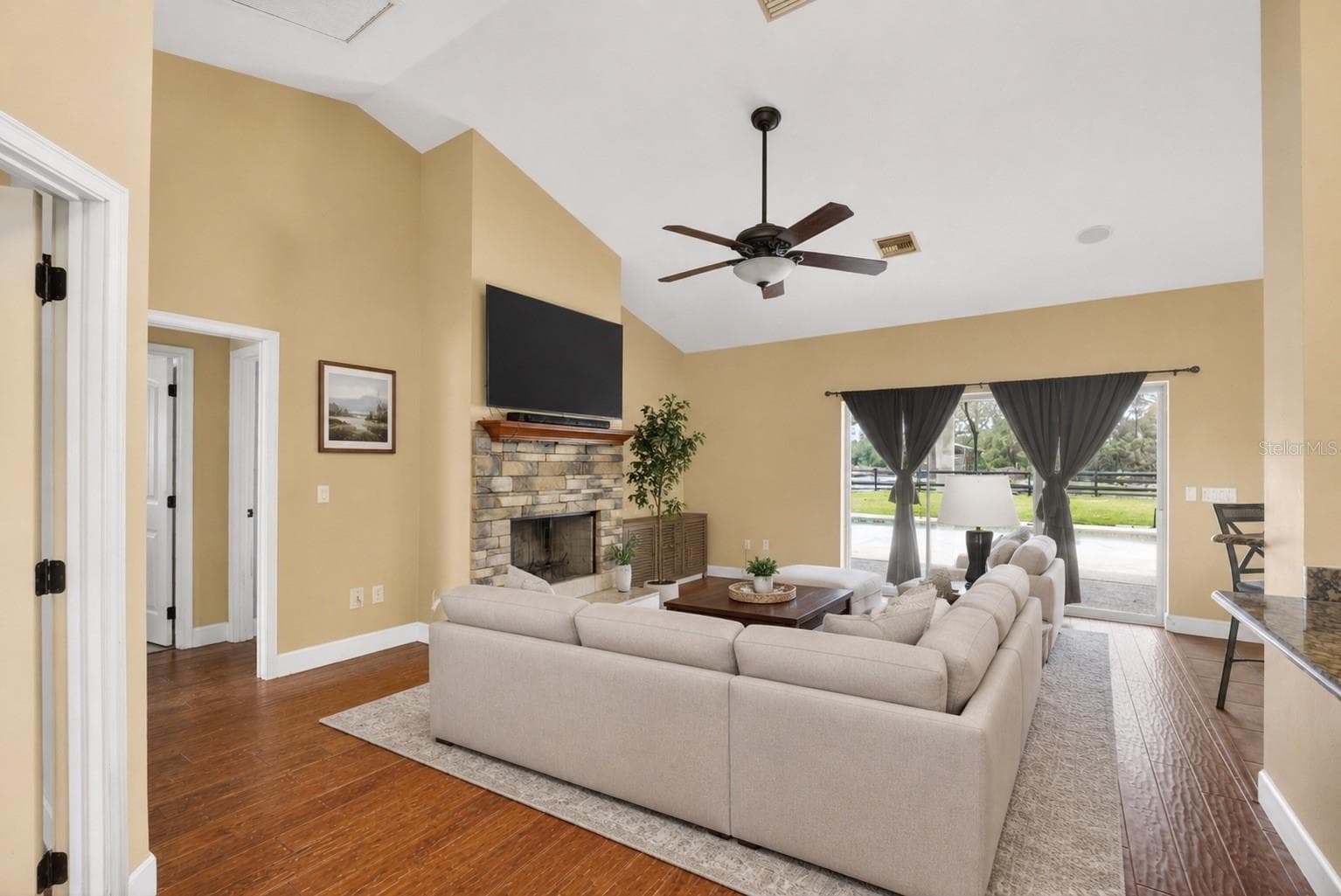 Single Family Residence at 1098 NW 165TH COURT RD, DUNNELLON, photo 9 of 38