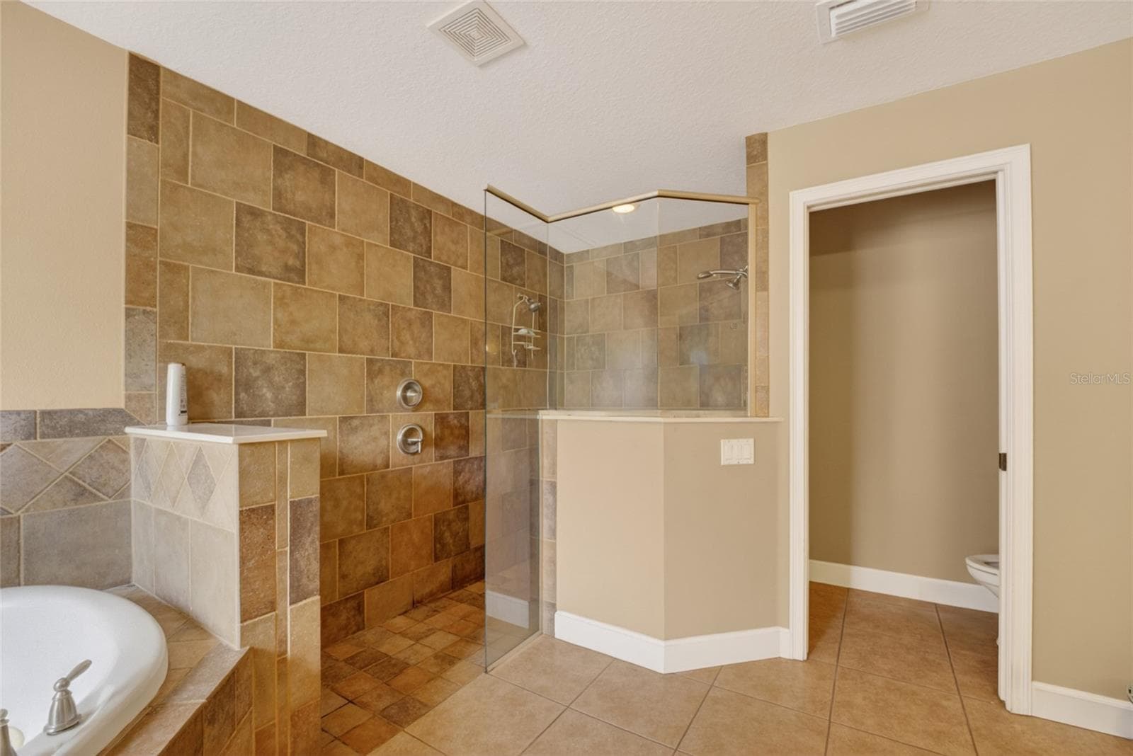 Single Family Residence at 1098 NW 165TH COURT RD, DUNNELLON, photo 21 of 38