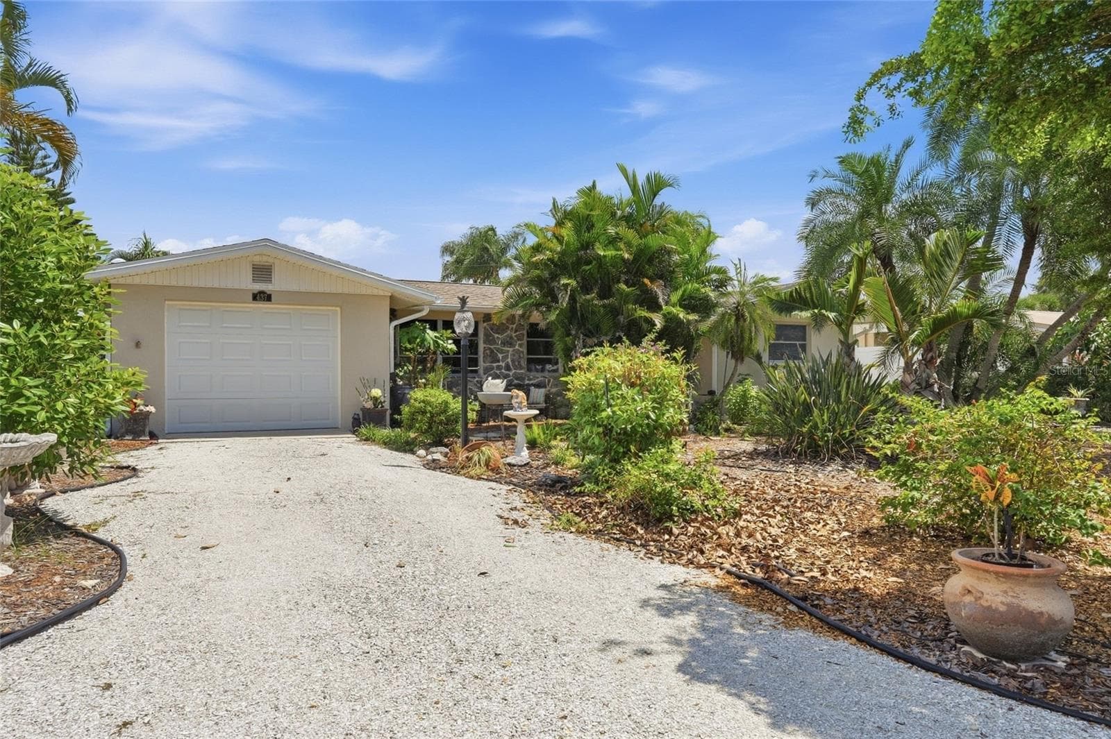 Single Family Residence at 437 BEACH PARK BLVD, VENICE, photo 3 of 33