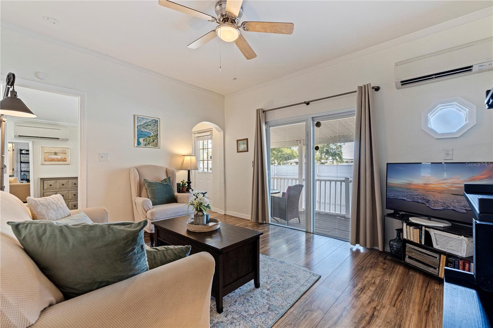 Single Family Residence at 327 25TH ST S, ST PETERSBURG, photo 12 of 47