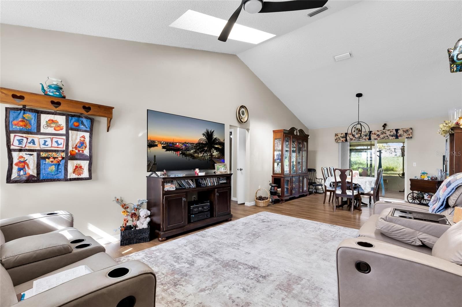 Single Family Residence at 122 DOGWOOD DRIVE CIR, OCALA, photo 3 of 25