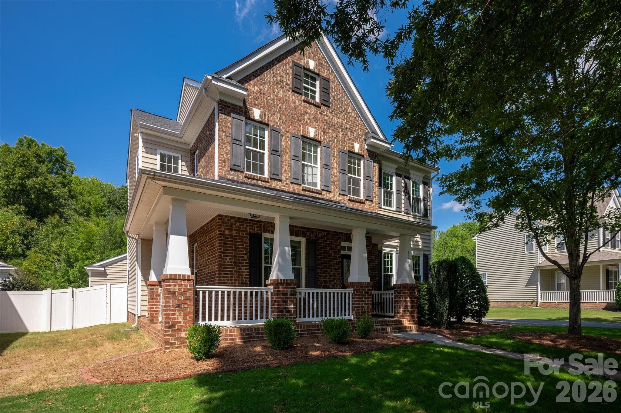 Single Family Residence at 10431 Alvarado Way, Charlotte, photo 3 of 48