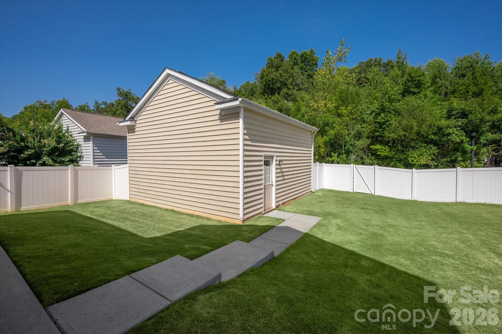 Single Family Residence at 10431 Alvarado Way, Charlotte, photo 45 of 48