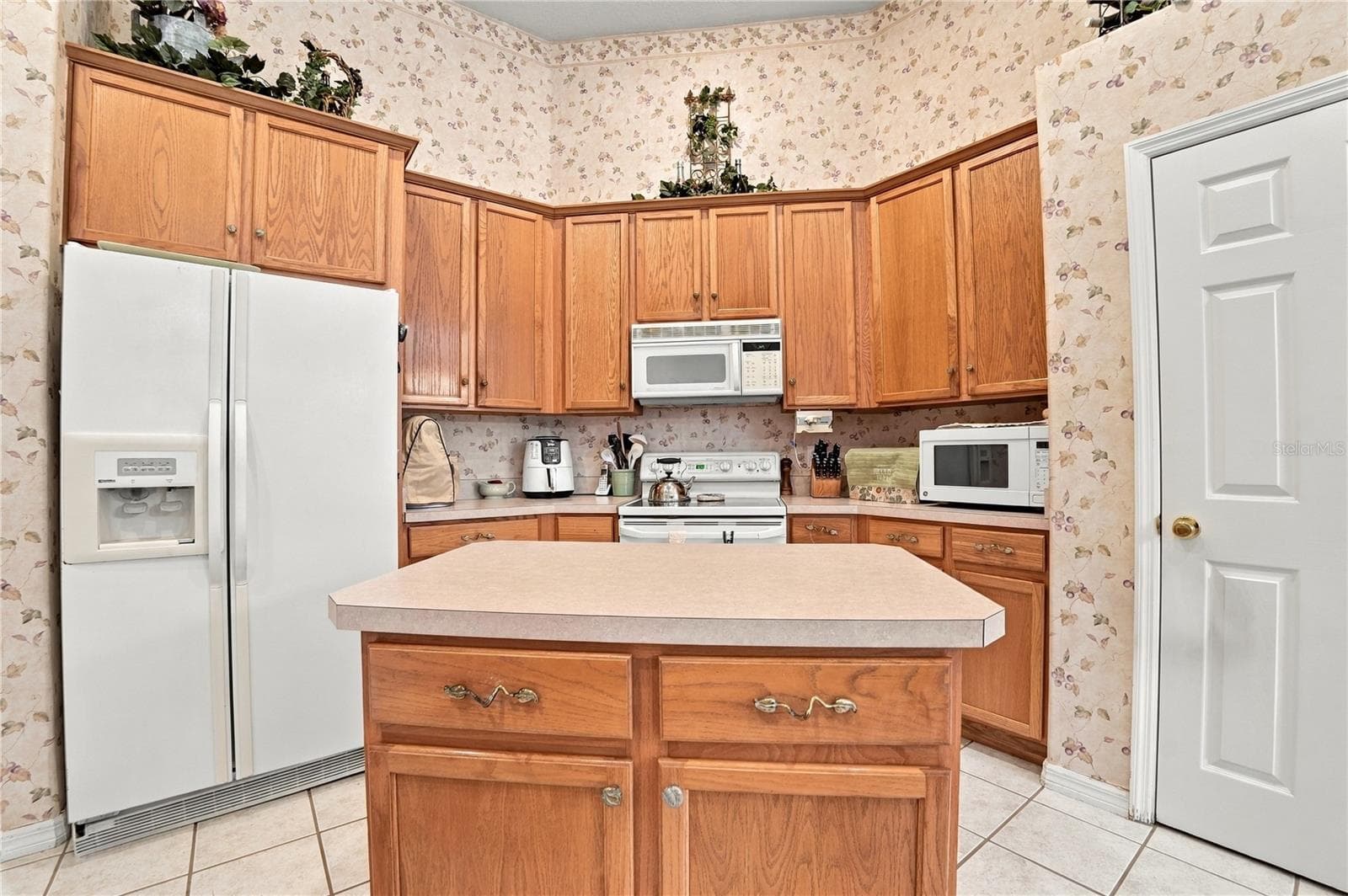 Kitchen - 1954 WILLOW WOOD DR, KISSIMMEE