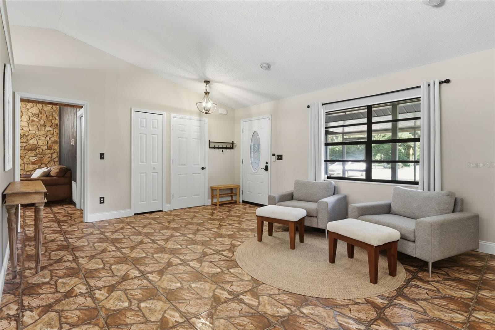 Single Family Residence at 27627 LOIS DR, TAVARES, photo 5 of 29