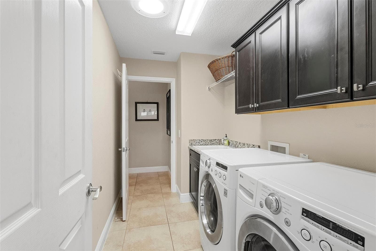 laundry room - 1757 PENNECAMP DR, THE VILLAGES
