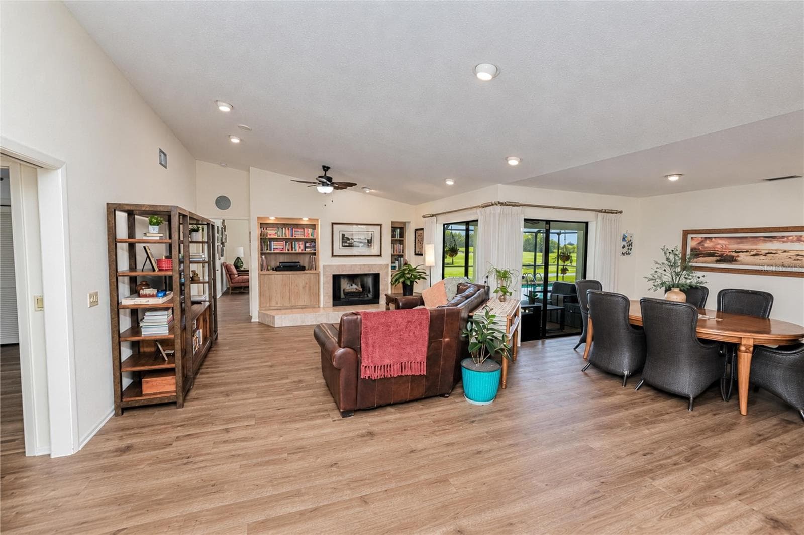 FAMILY ROOM/LIVING ROOM - 3836 BORDEAUX DR, PUNTA GORDA
