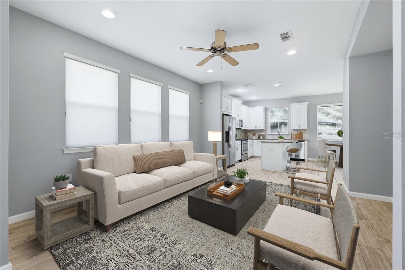 Virtually staged - 11705 MEADOWGATE PL, BRADENTON