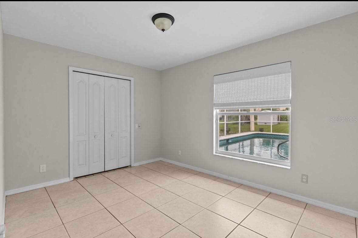 Single Family Residence at 1040 BAY HARBOR DR, ENGLEWOOD, photo 7 of 13