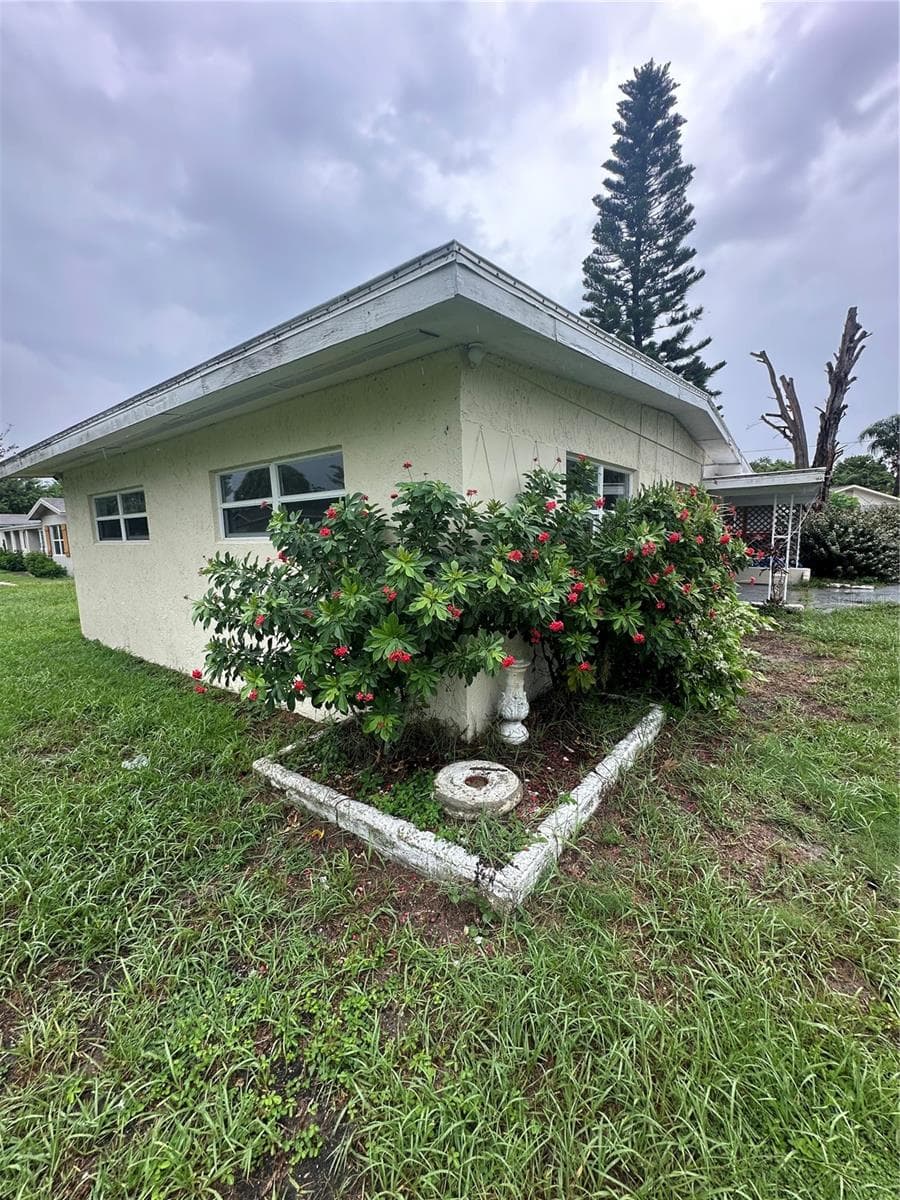 Single Family Residence at 5323 CARLTON RD, NEW PORT RICHEY, photo 9 of 11