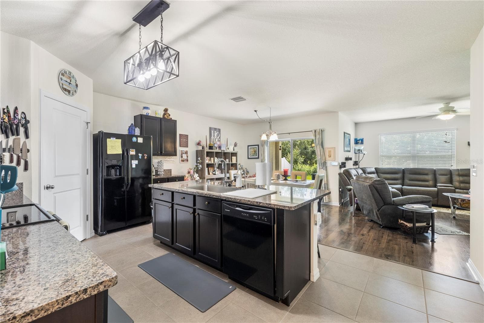 Single Family Residence at 10527 PARK MEADOWBROOKE DR, RIVERVIEW, photo 13 of 62