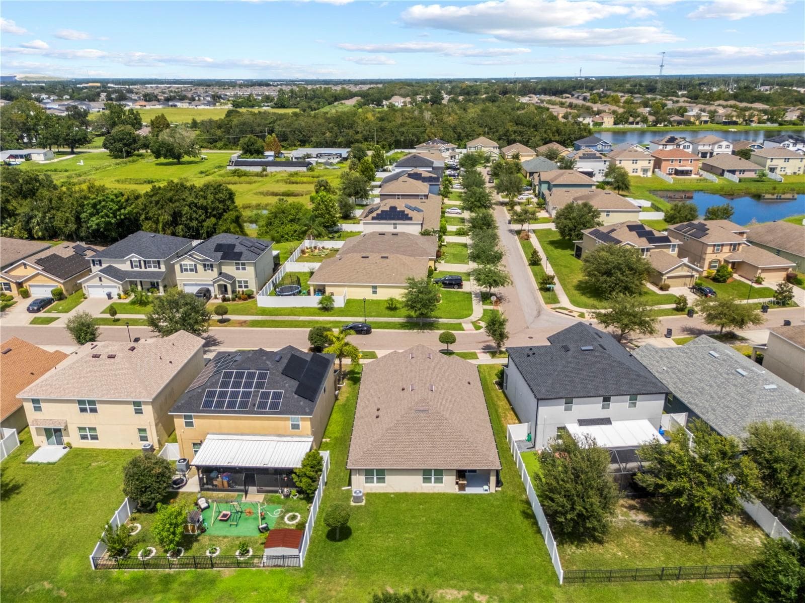 Single Family Residence at 10527 PARK MEADOWBROOKE DR, RIVERVIEW, photo 54 of 62