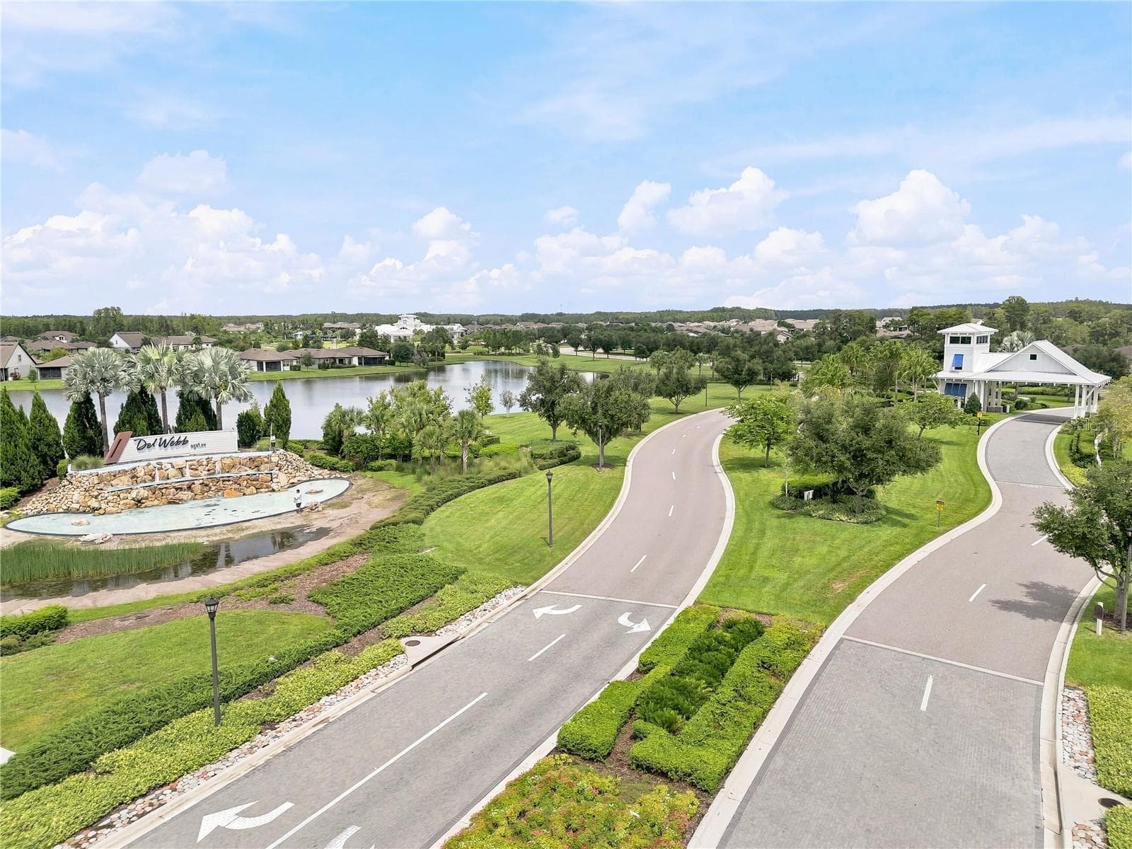 Gated entrance. - 5535 BLUE CRUSH BND, LAND O LAKES