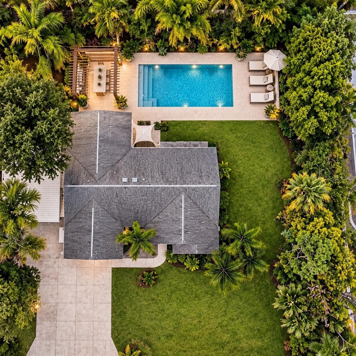 THERE ARE AI MODIFIED IMAGES SHOWING VIRTUAL STAGING OF THE POTENTIAL OF THE PROPERTY. - 6857 IDLEWILD ST, FORT MYERS