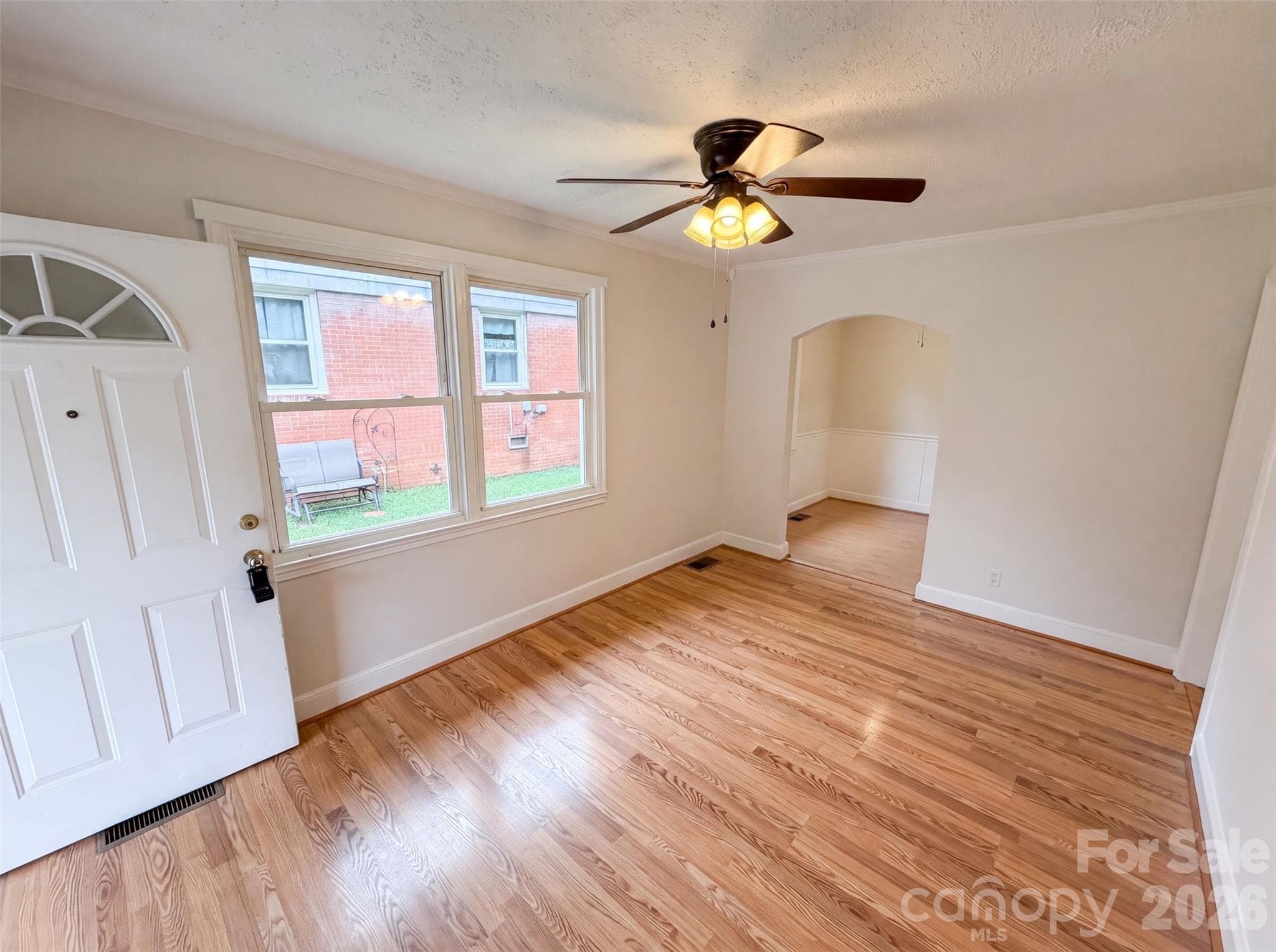 Single Family Residence at 1521 Herrin Avenue, Charlotte, photo 8 of 22