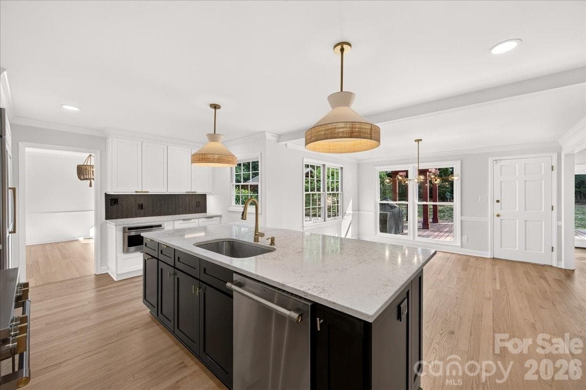 Single Family Residence at 4509 Mullens Ford Road, Charlotte, photo 17 of 47