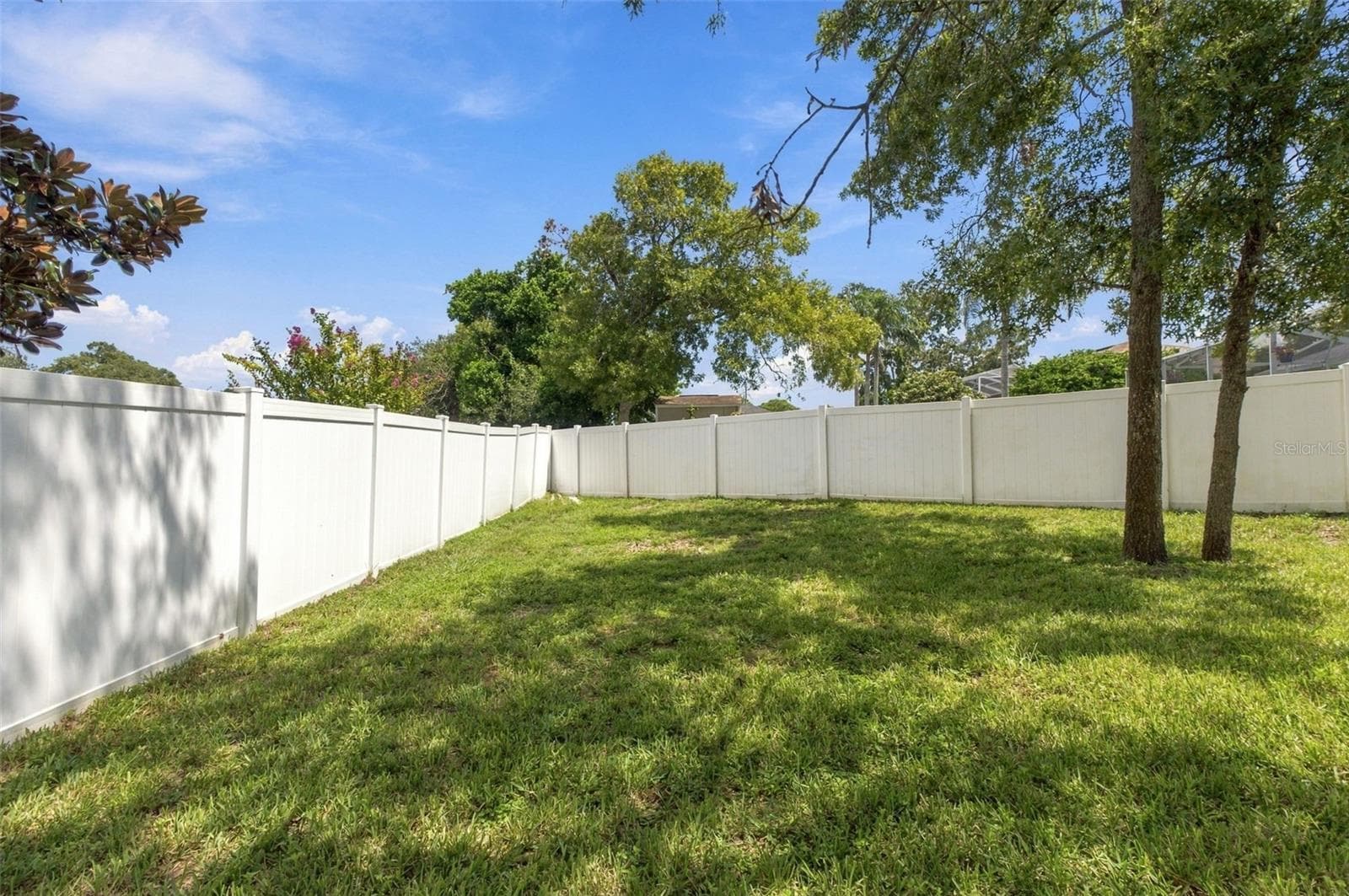 Privacy fence - 7195 TOLEDO RD, SPRING HILL