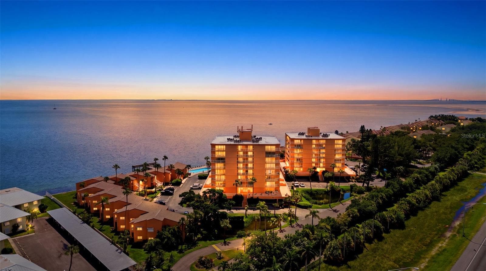 Condominium at 7430 SUNSHINE SKYWAY LN S #901, ST PETERSBURG, photo 62 of 68