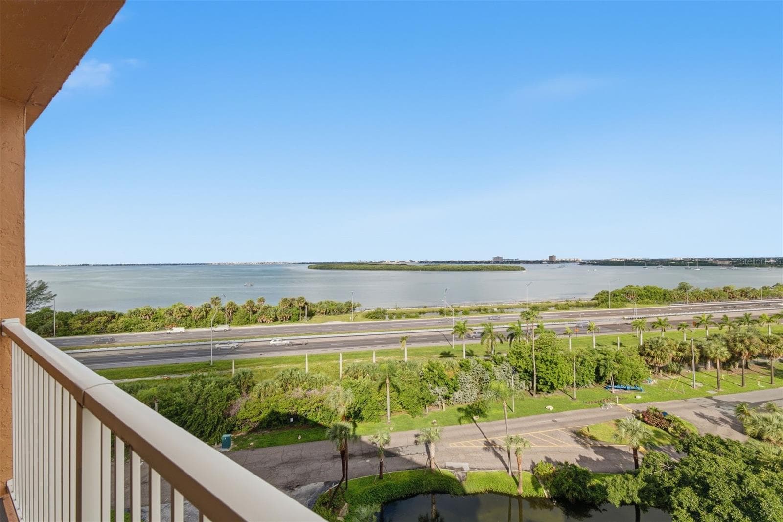 Condominium at 7430 SUNSHINE SKYWAY LN S #901, ST PETERSBURG, photo 41 of 68