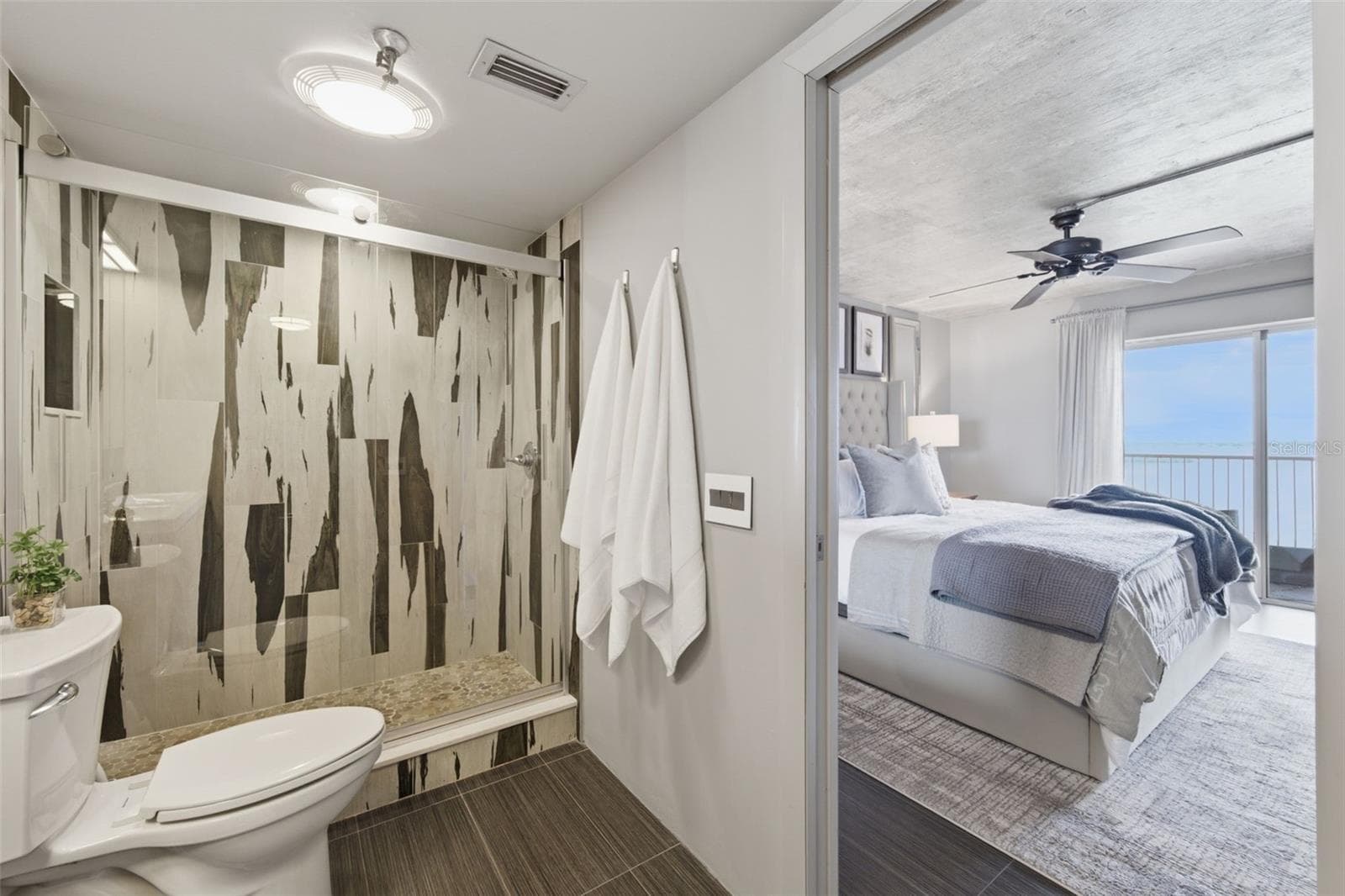 Condominium at 7430 SUNSHINE SKYWAY LN S #901, ST PETERSBURG, photo 32 of 68