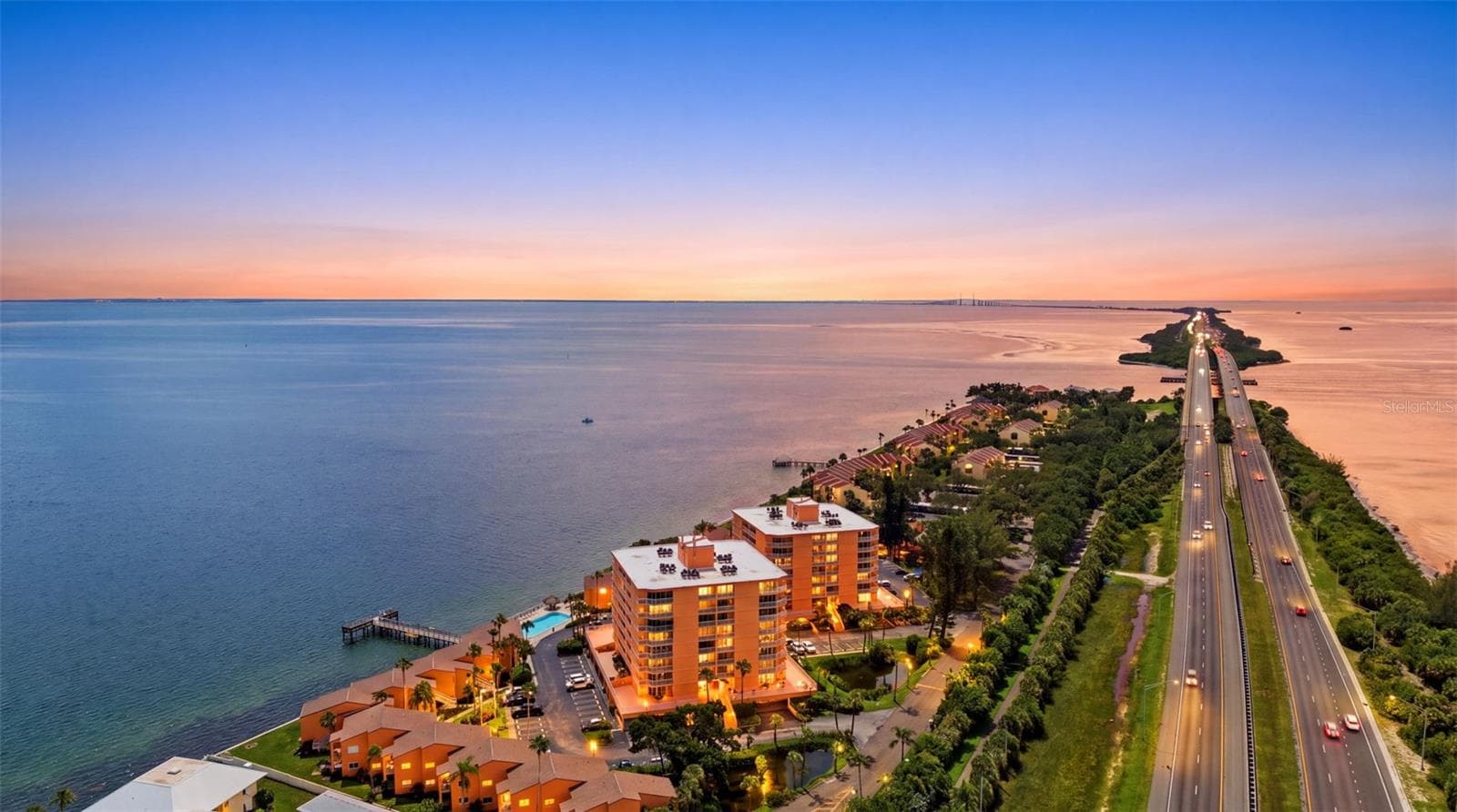 Condominium at 7430 SUNSHINE SKYWAY LN S #901, ST PETERSBURG, photo 54 of 68