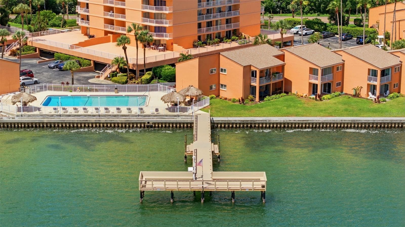 Condominium at 7430 SUNSHINE SKYWAY LN S #901, ST PETERSBURG, photo 3 of 68