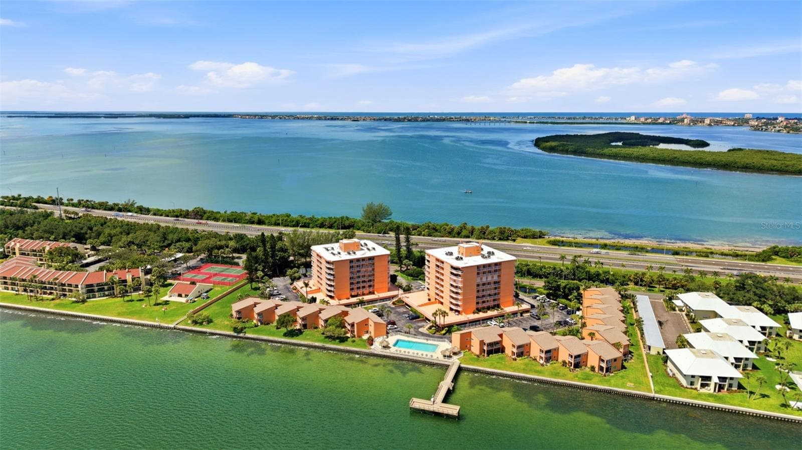 Condominium at 7430 SUNSHINE SKYWAY LN S #901, ST PETERSBURG, photo 63 of 68