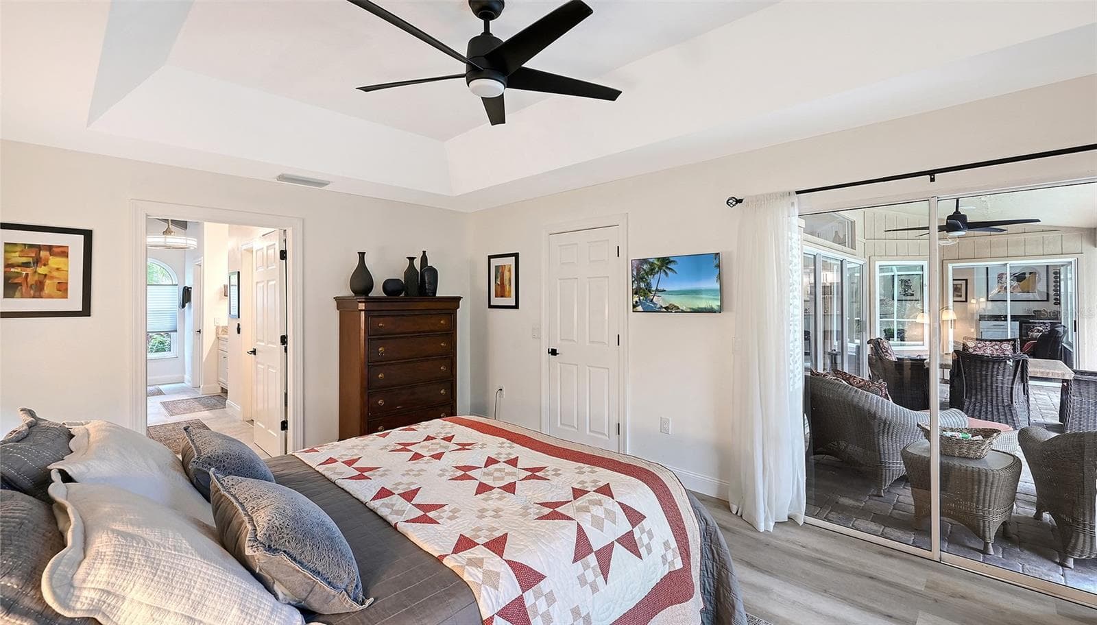 Lanai access - 5220 SUNNYDALE CIR S, SARASOTA