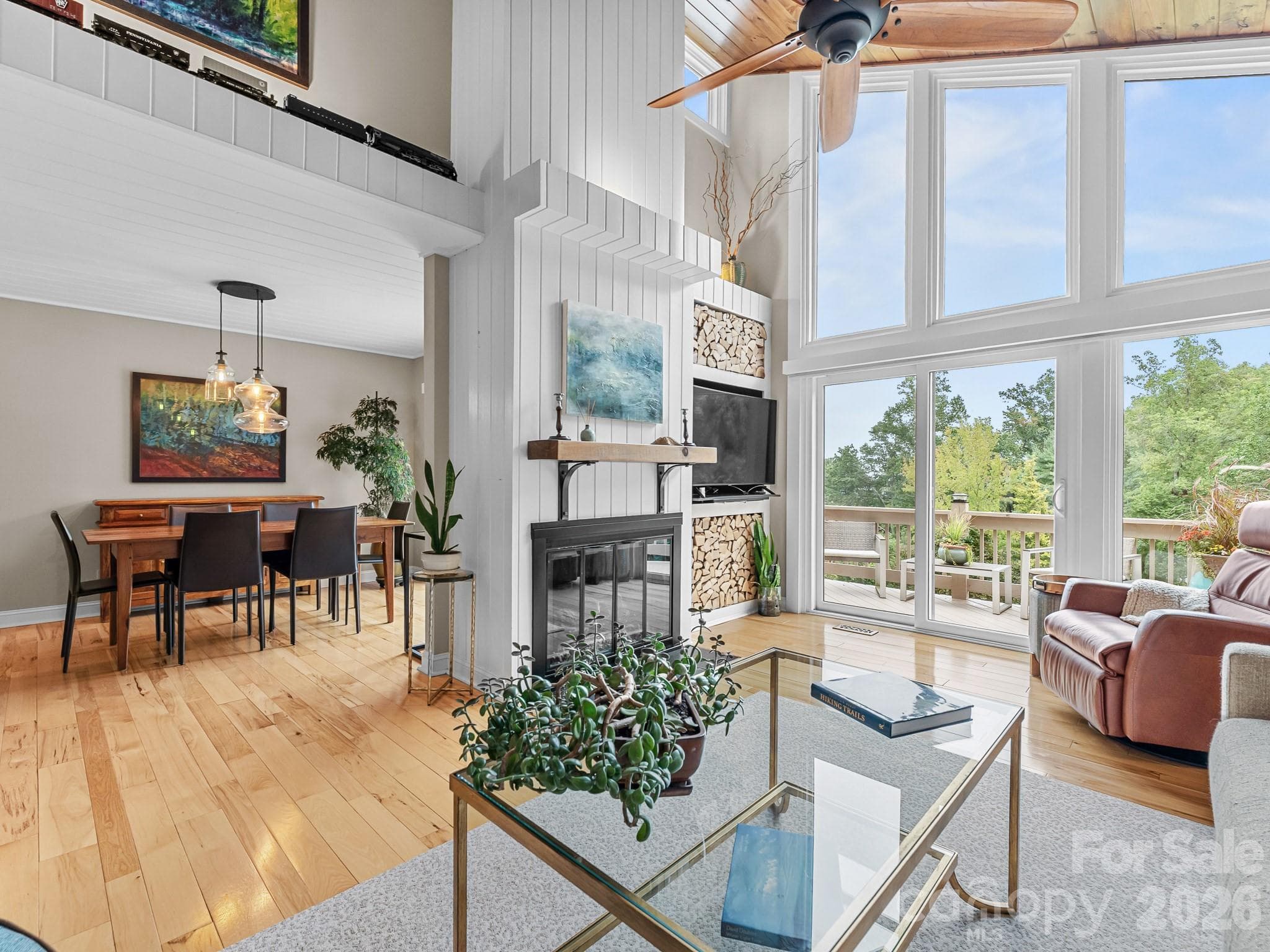Condominium at 116 Country Ridge Road, Laurel Park, photo 9 of 45