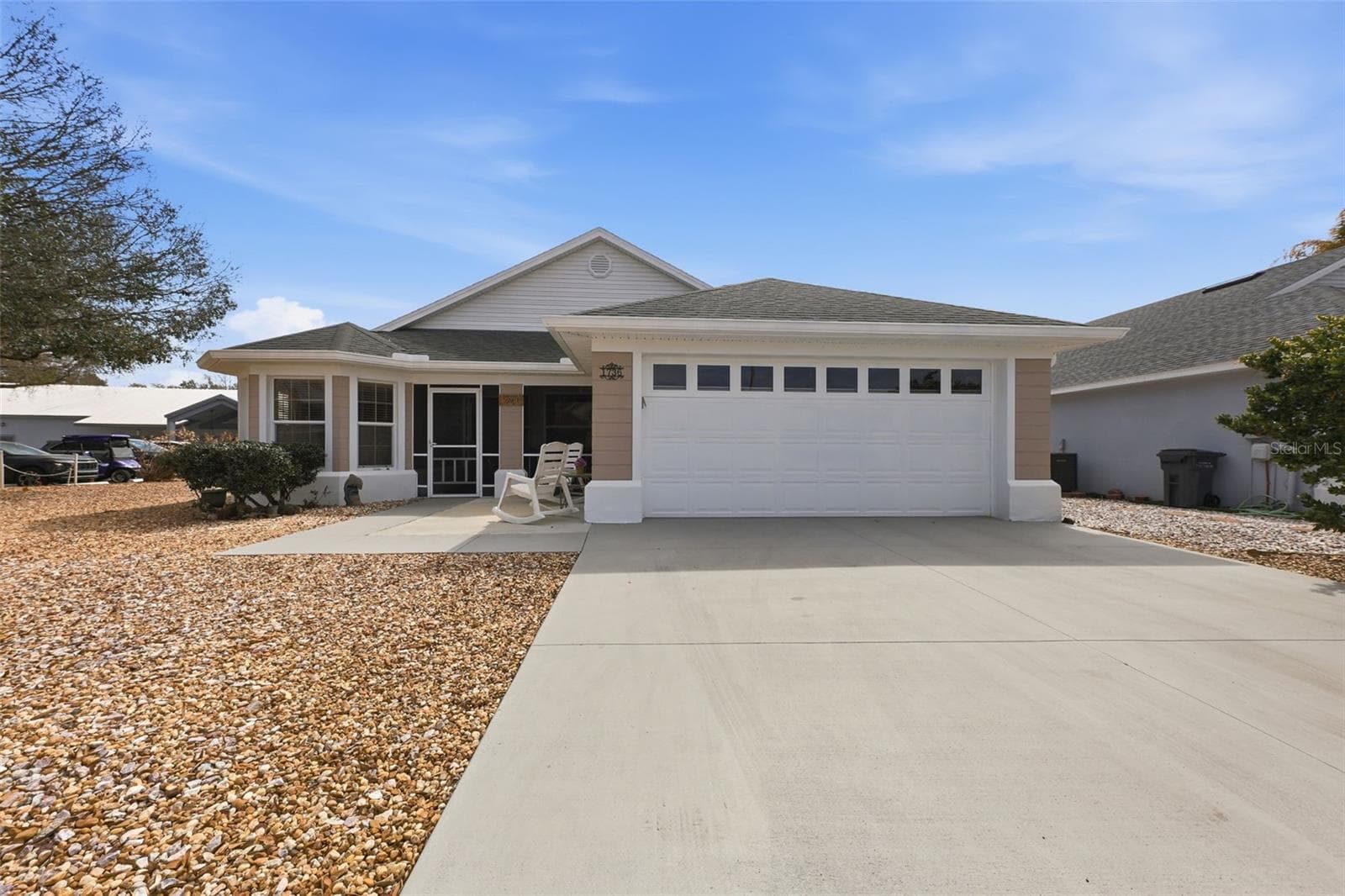 Single Family Residence at 1736 CHALLENGER AVE, DAVENPORT, photo 2 of 51