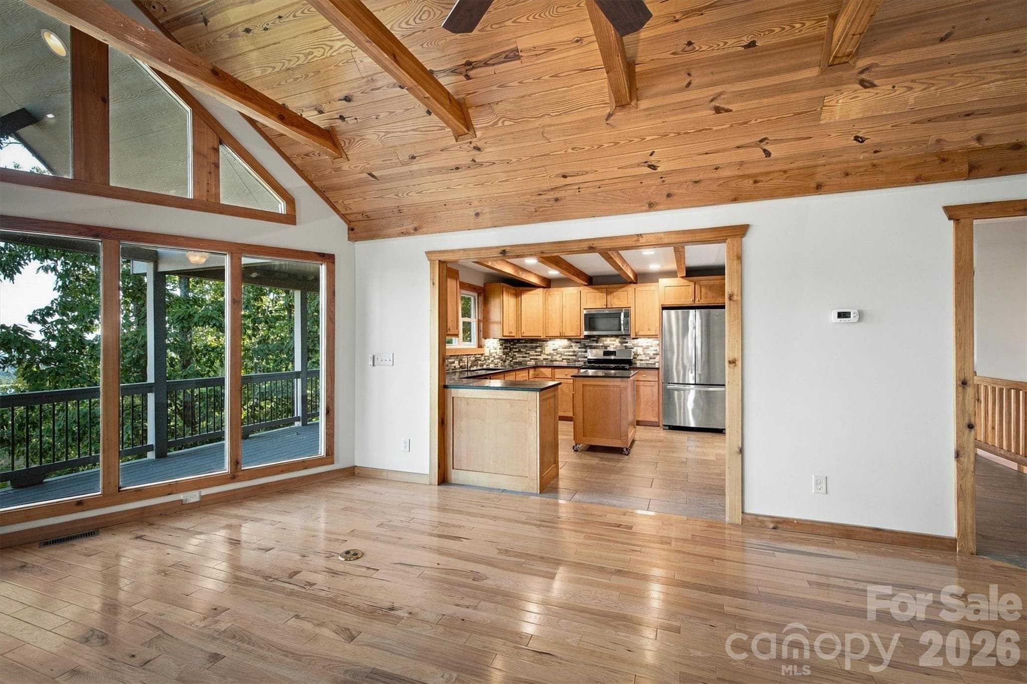 Single Family Residence at 2262 Grandview Peaks Drive, Nebo, photo 15 of 39