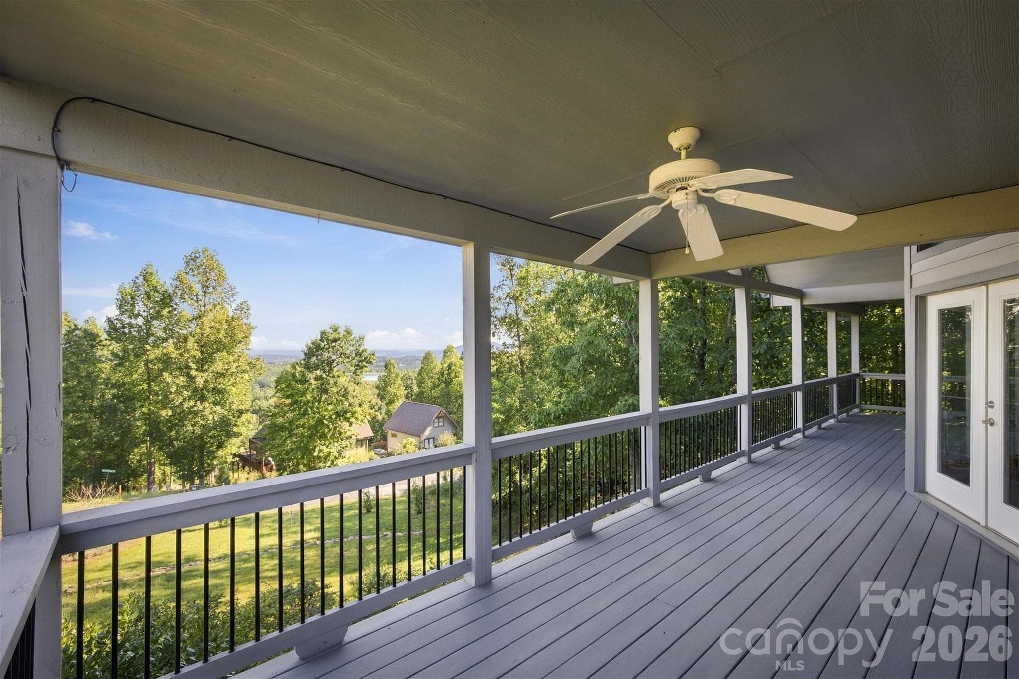 Single Family Residence at 2262 Grandview Peaks Drive, Nebo, photo 16 of 39