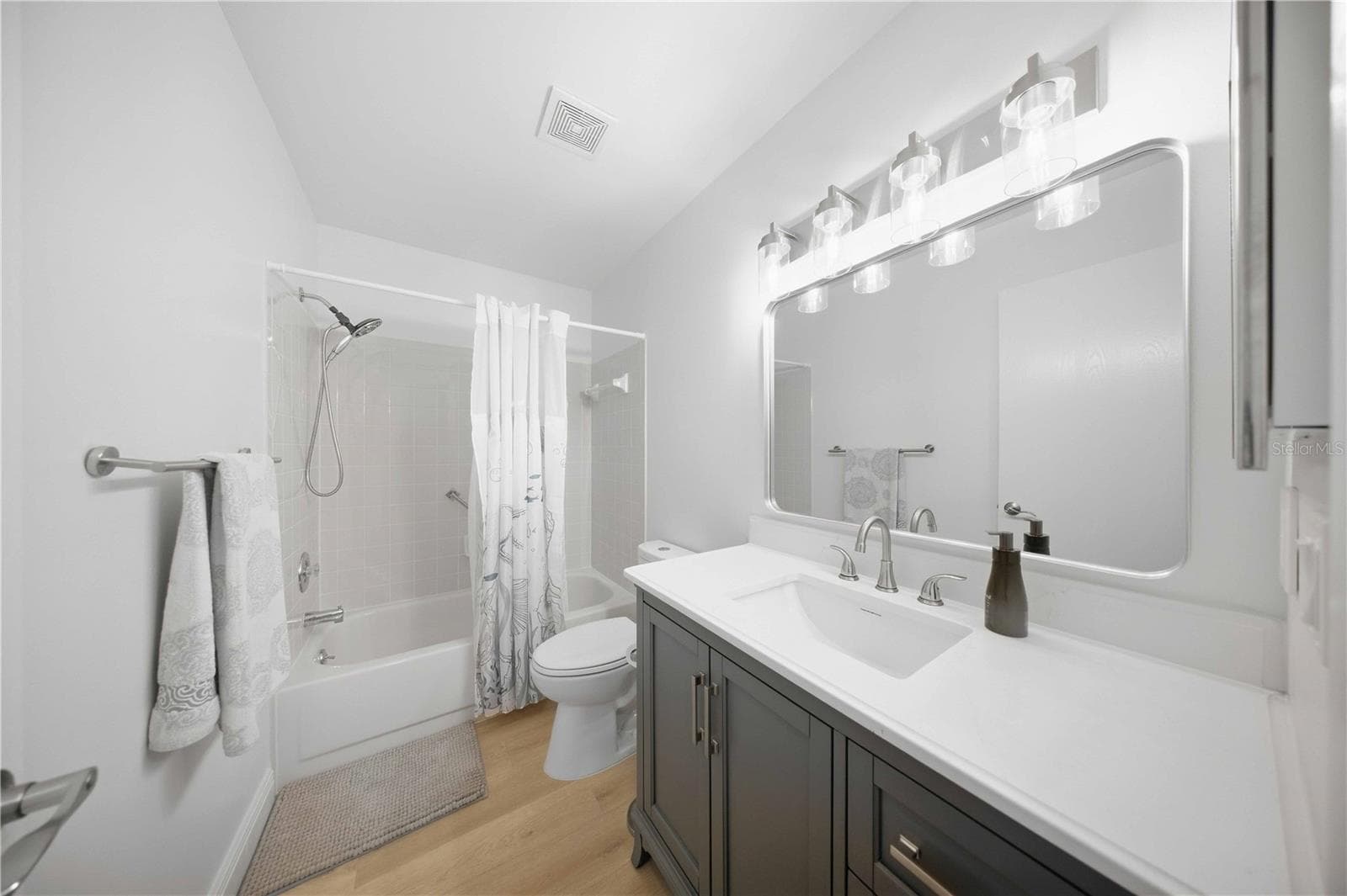 Guest Bathroom - 8552 SW 92ND LN #C, OCALA