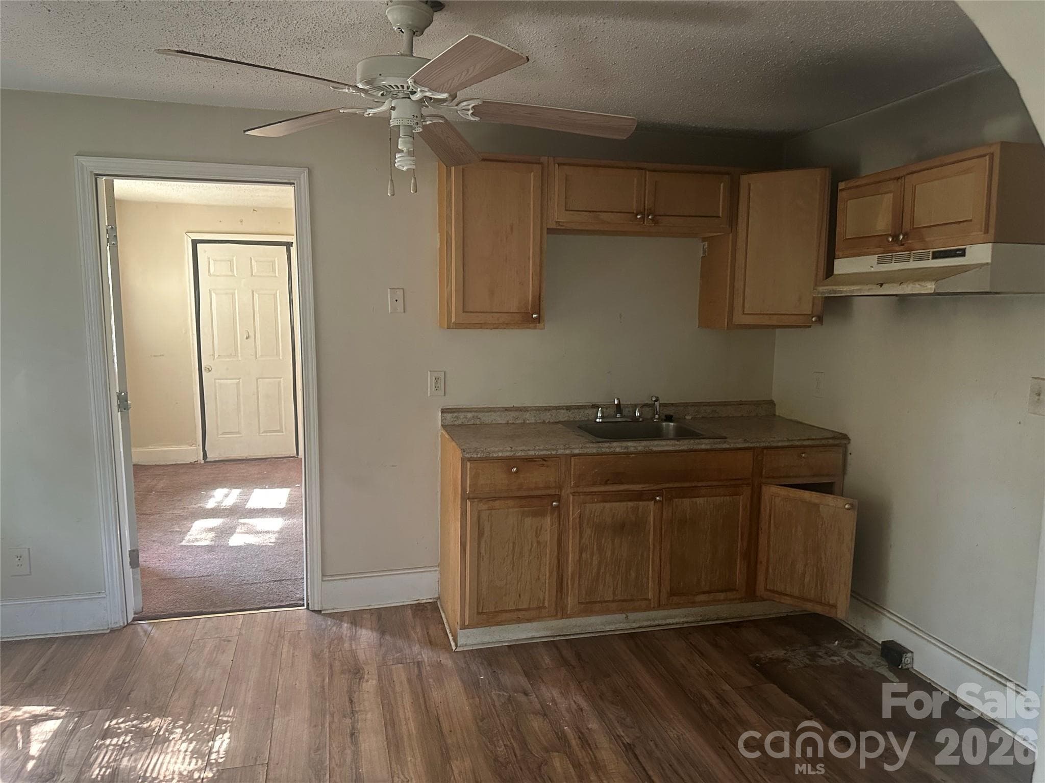 Duplex at 1028 Karendale Avenue, Charlotte, photo 5 of 14