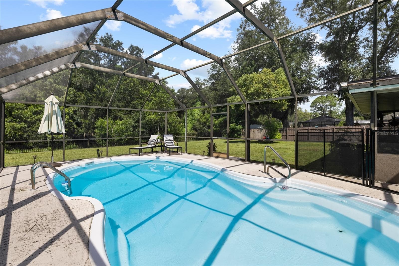 Single Family Residence at 7231 WOODBROOK DR, TAMPA, photo 41 of 52