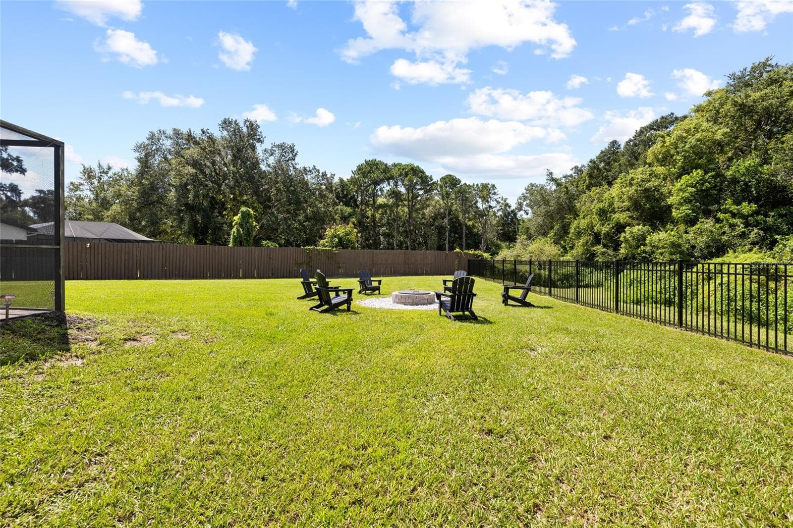 Single Family Residence at 7231 WOODBROOK DR, TAMPA, photo 48 of 52