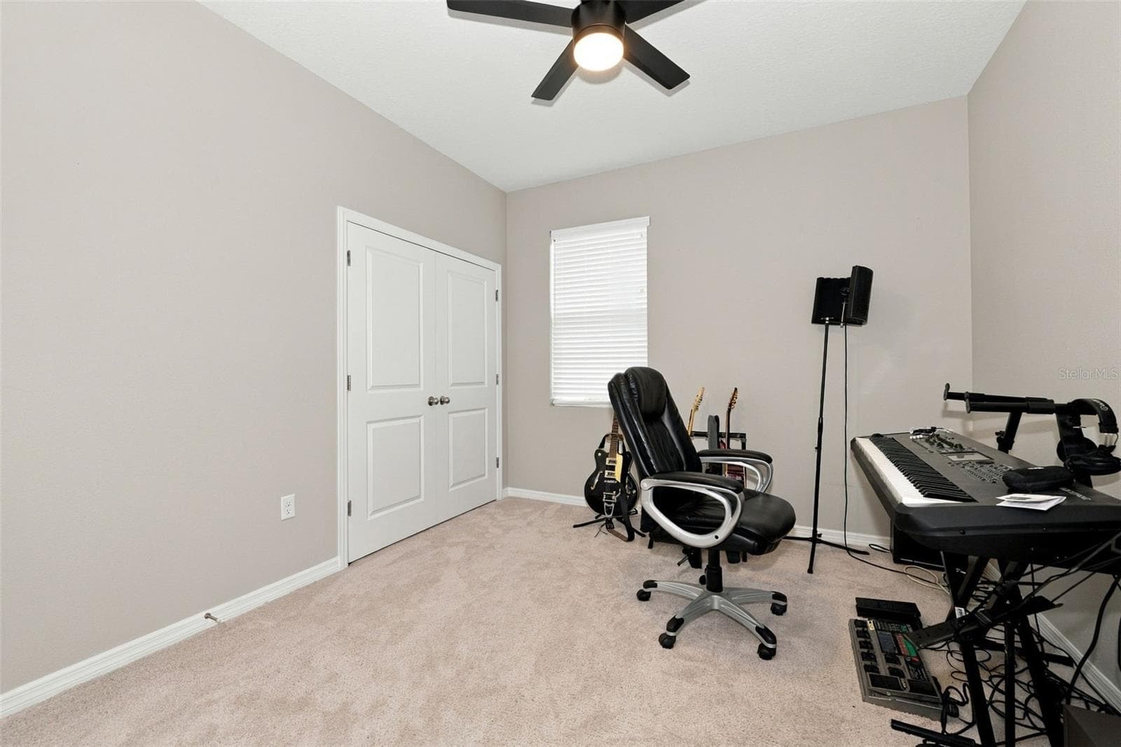 Single Family Residence at 16633 MOONER PLANK CIR, WIMAUMA, photo 37 of 61