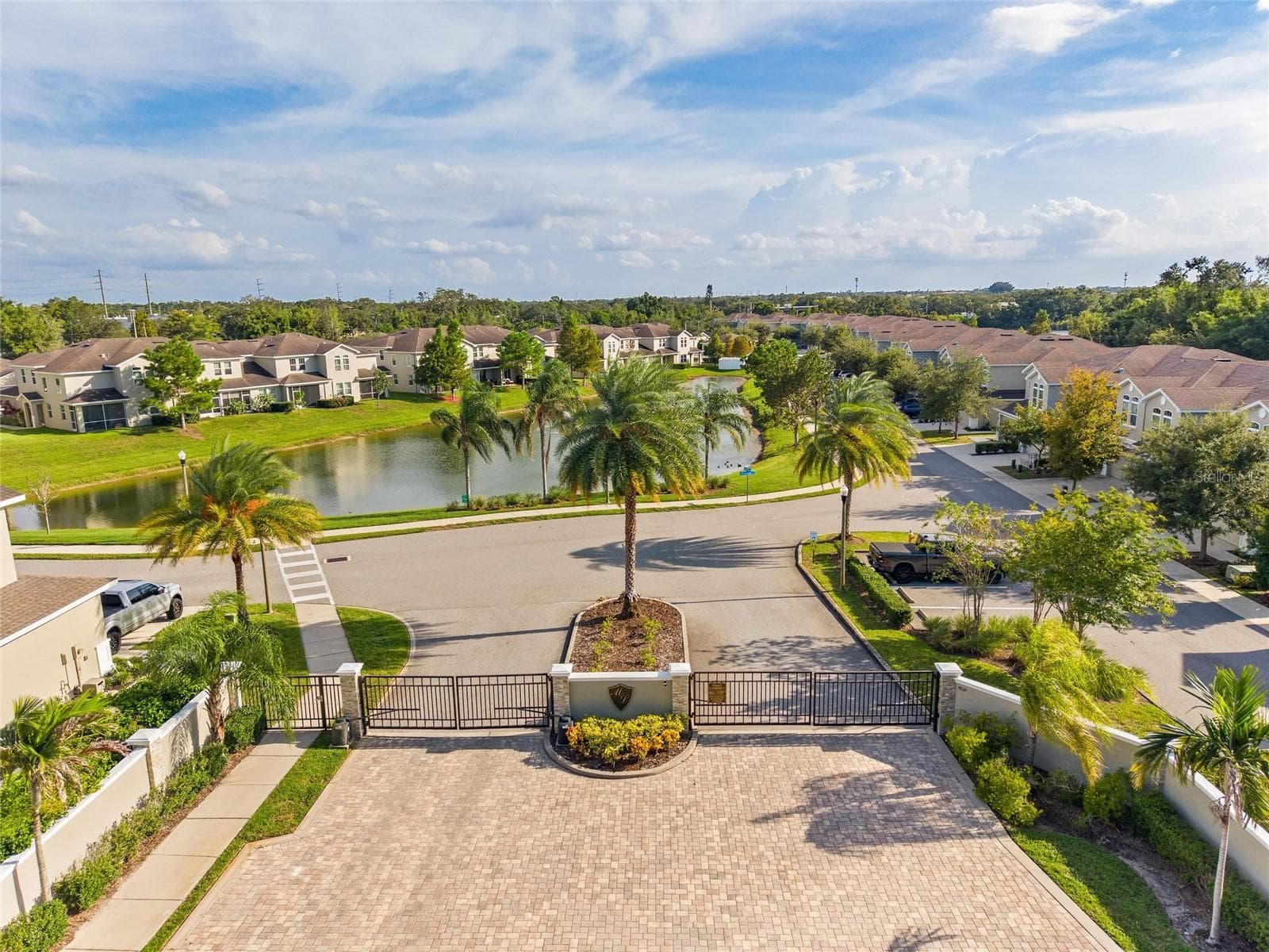 Front Gate - 1934 LAKE RIDGE BLVD, CLEARWATER