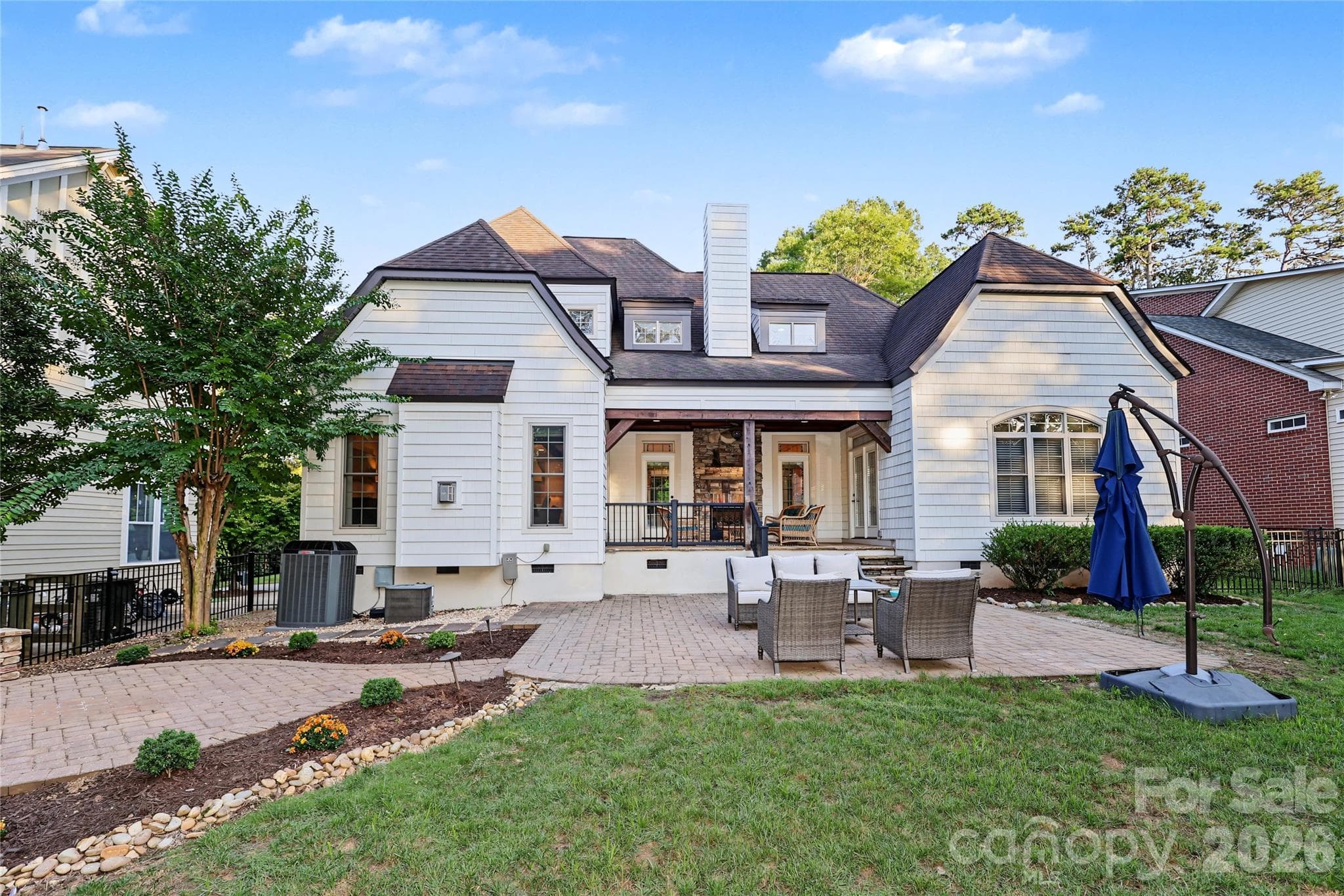 Tons of room for kids, pets and outdoor entertaining! - 4934 Spalding Place, Charlotte