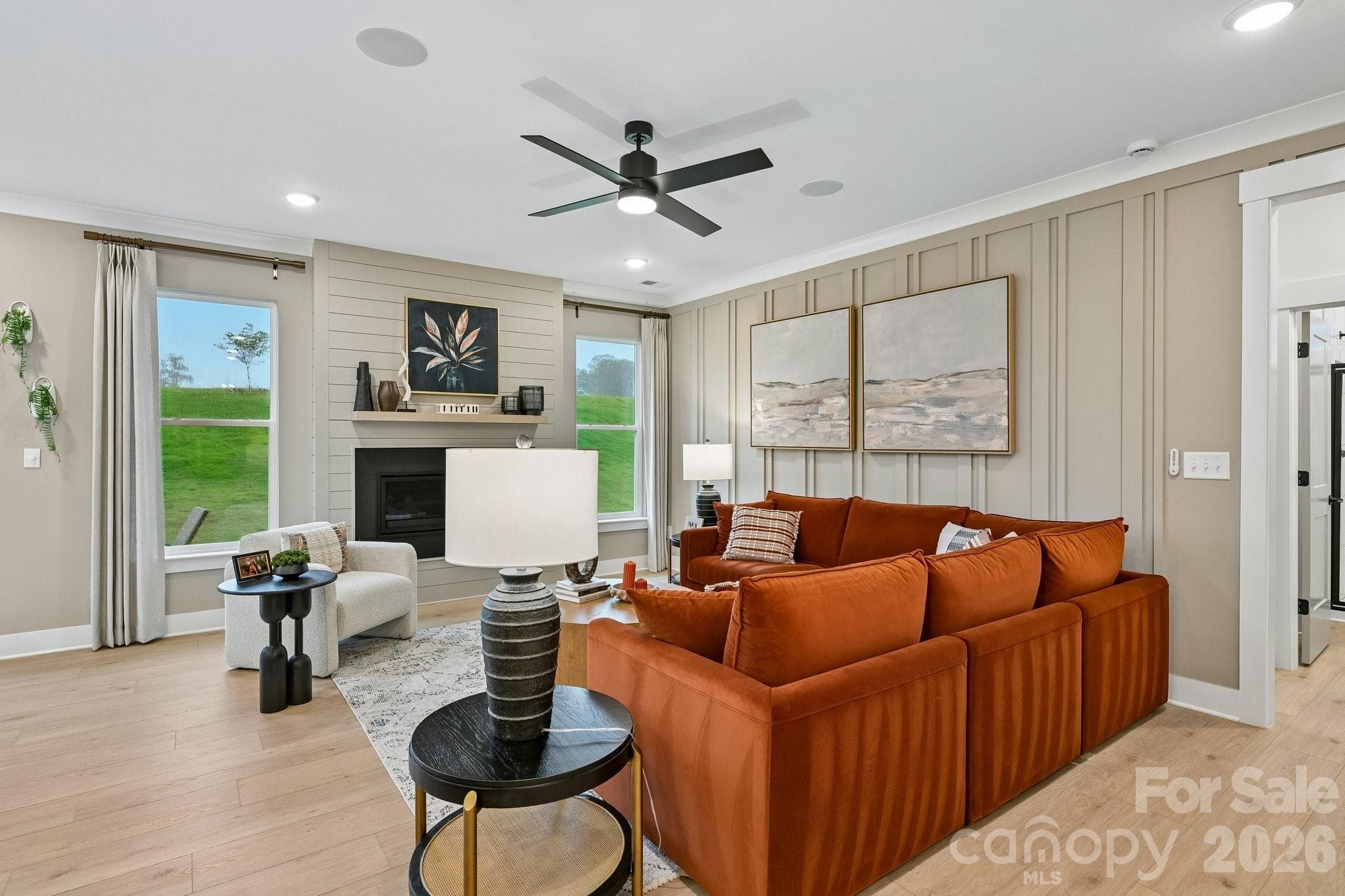 Single Family Residence at 2818 Shenandoah Avenue, Charlotte, photo 6 of 27