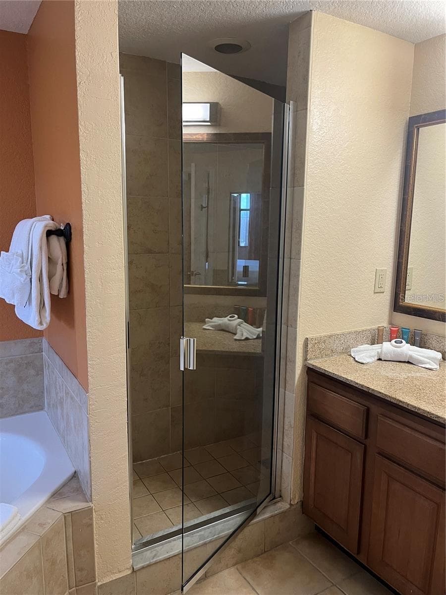 Condo - Hotel at 12527 FLORIDAYS RESORT DR #603E, ORLANDO, photo 20 of 48