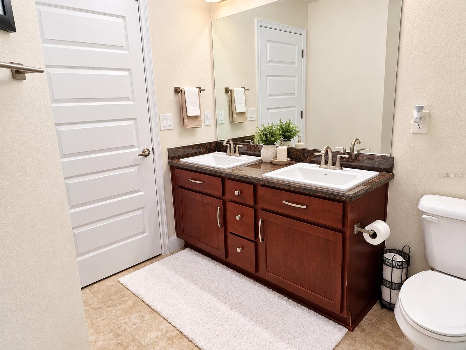 Single Family Residence at 16049 SE 89TH TER, SUMMERFIELD, photo 33 of 44