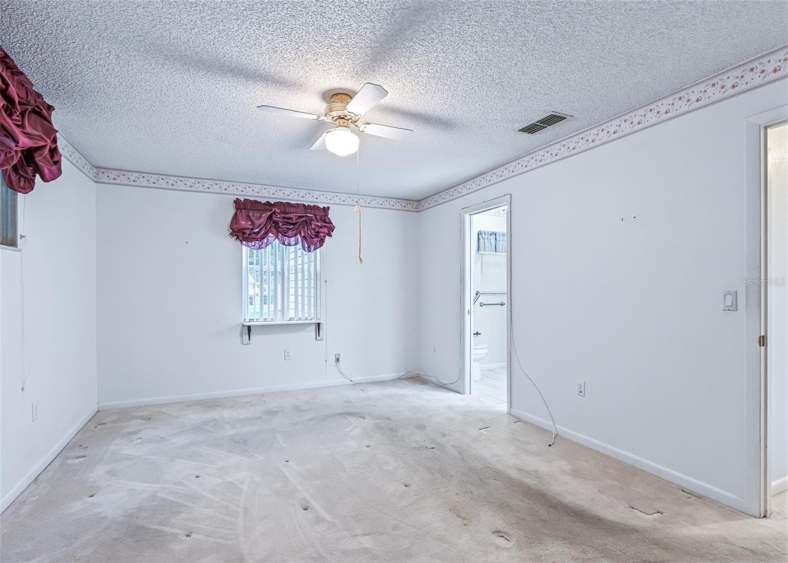 Single Family Residence at 2311 BONNIE VIEW CT, LEESBURG, photo 18 of 55