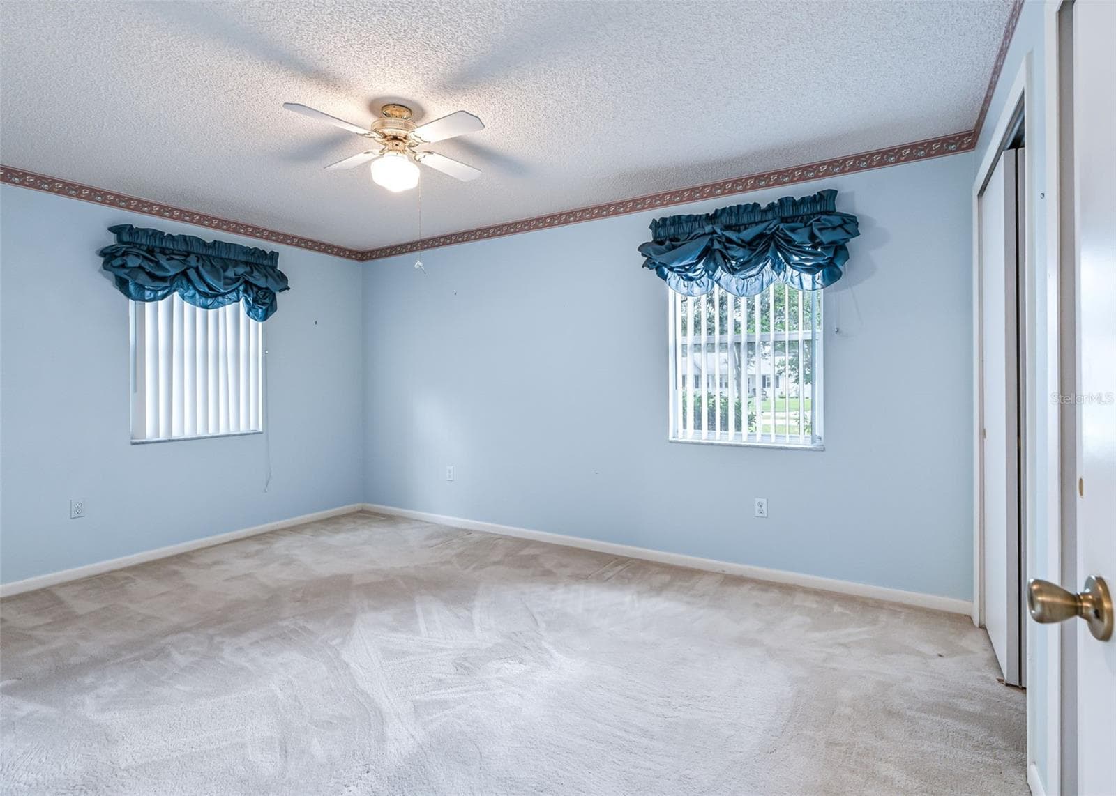 Single Family Residence at 2311 BONNIE VIEW CT, LEESBURG, photo 23 of 55